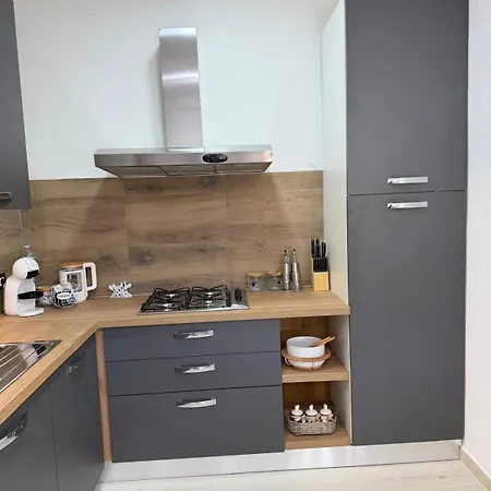 Attinie Apartman *