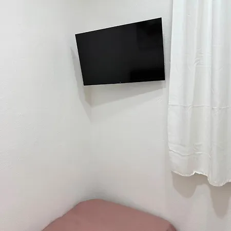 Attinie Apartman *